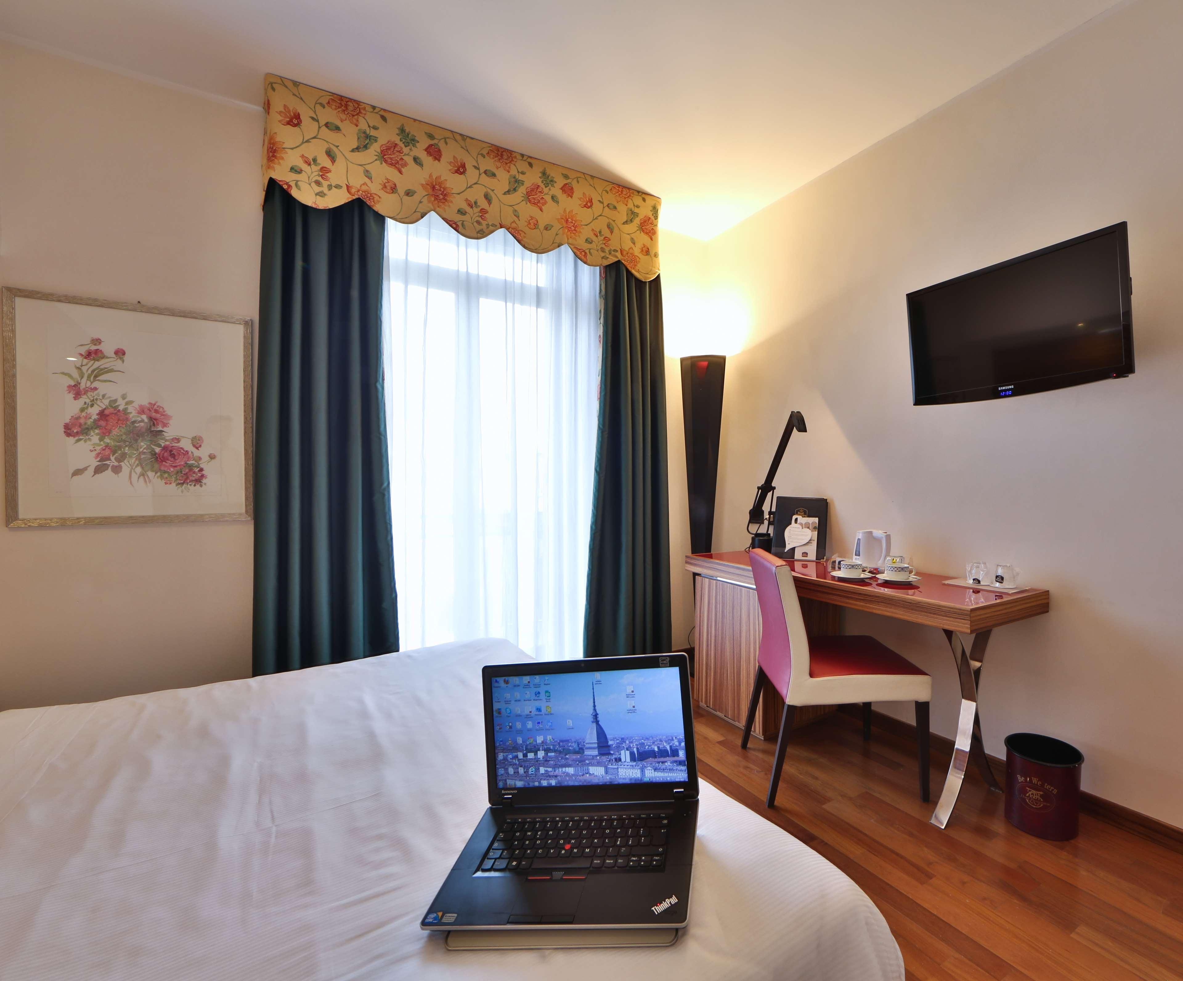 Best Western Hotel Piemontese Torino Esterno foto