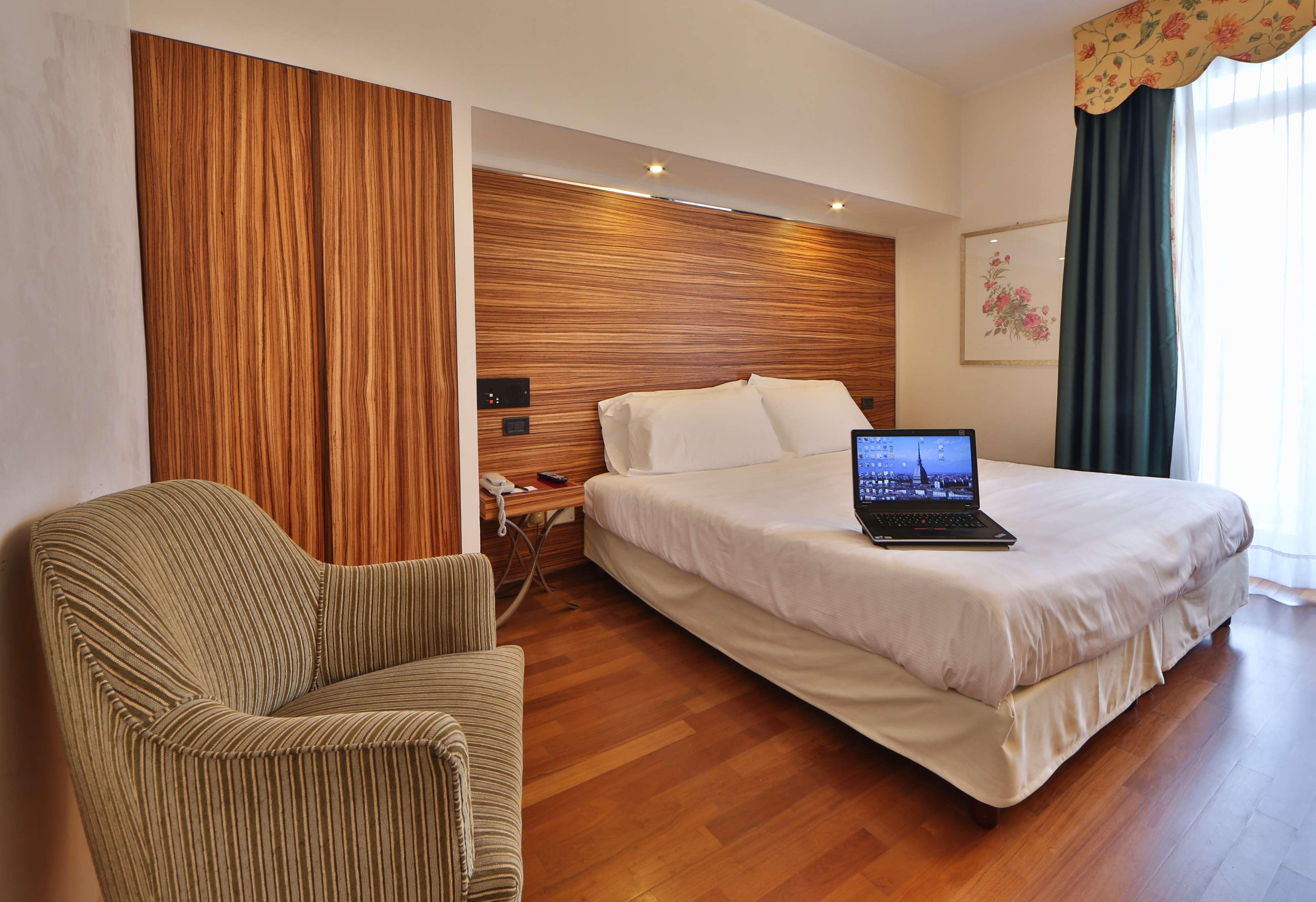Best Western Hotel Piemontese Torino Esterno foto